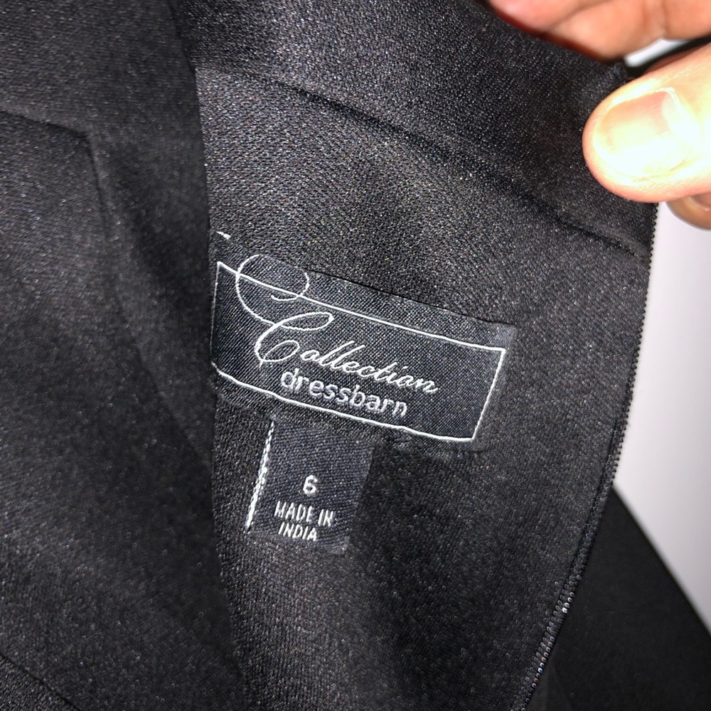 Dress - Picture 5 of 5